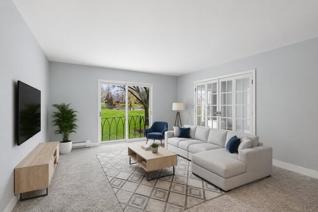 Building Photo - 707 Falcon Dr