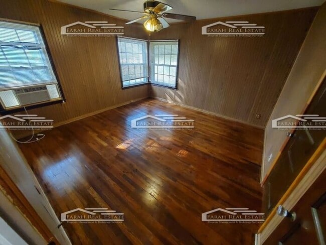 Building Photo - 3/2 Home Now Available in Fort Worth!