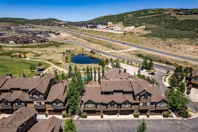 Building Photo - Fully Furnished Mountain Modern Twin Home ...