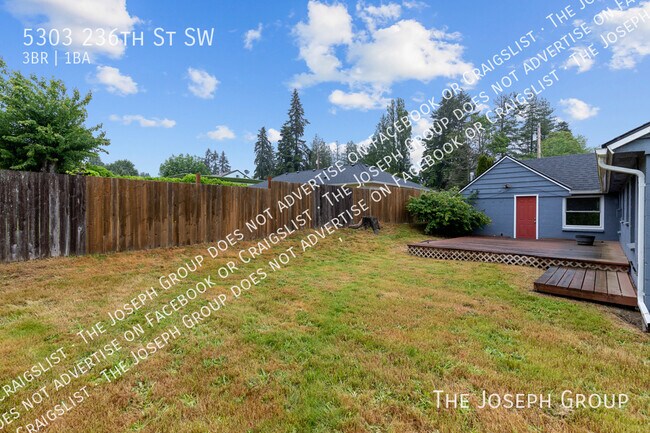 Building Photo - 5303 236th St SW