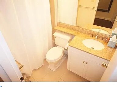 Building Photo - 2429 Locust St