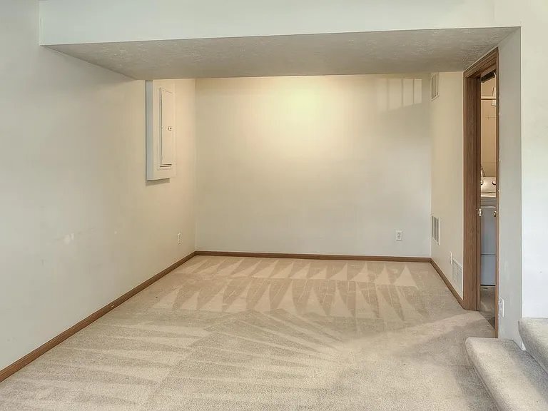 Building Photo - 6206 N 131st Ave