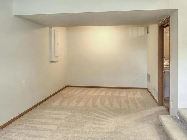Building Photo - 6206 N 131st Ave