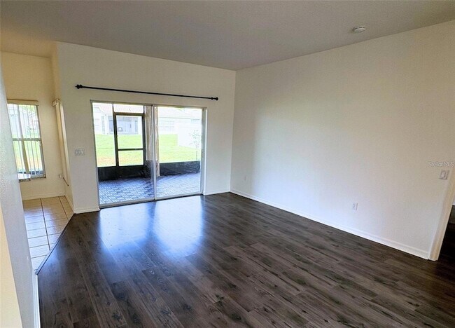 Building Photo - 3637 Weatherfield Dr