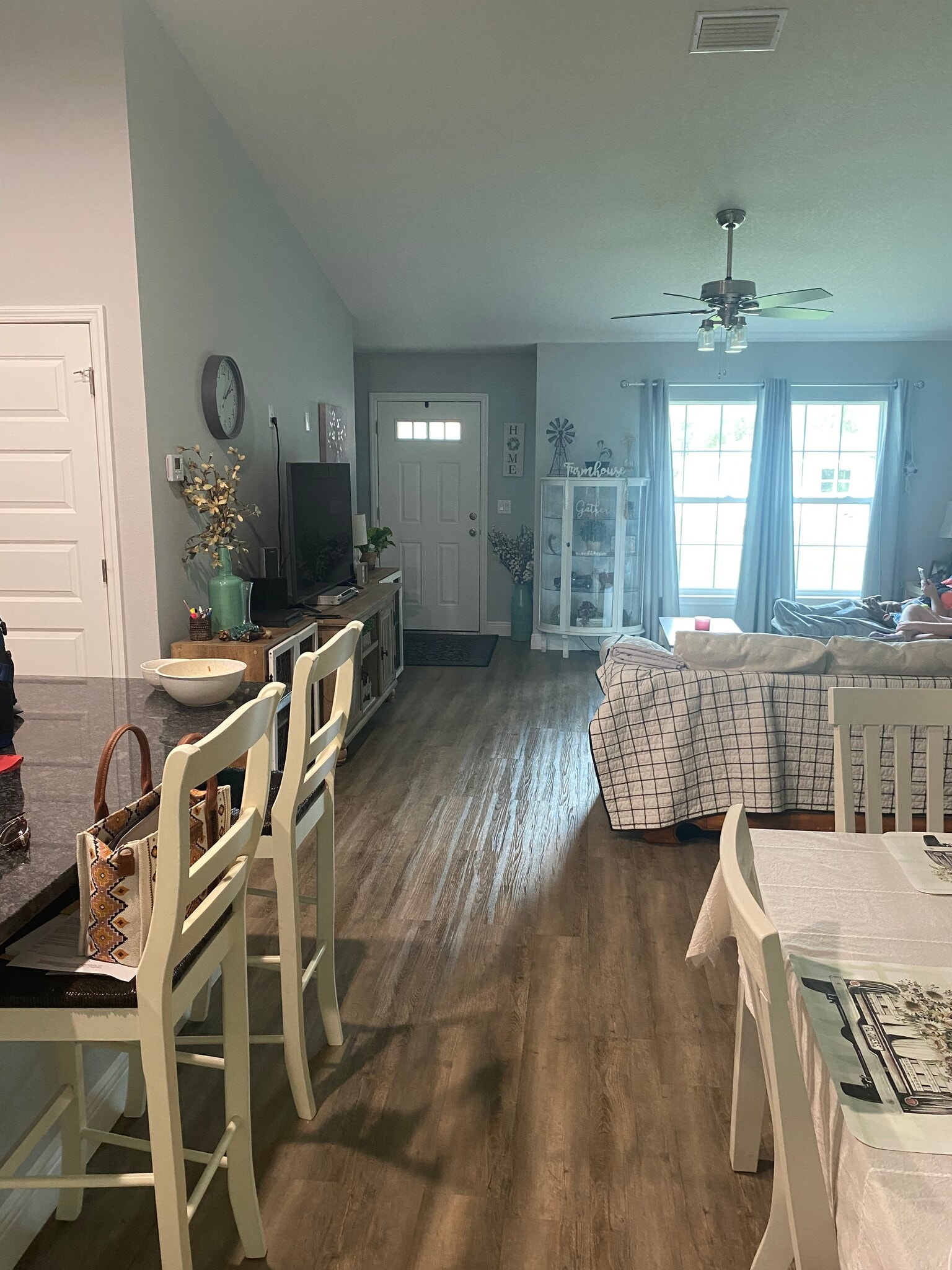 Building Photo - 9938 N Athenia Dr