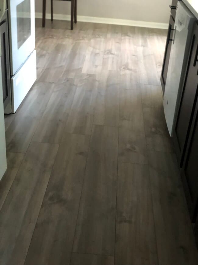 Building Photo - 1106 Douglas Cir