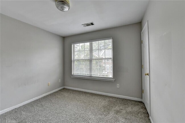 Building Photo - 3187 Mill Springs Cir NE