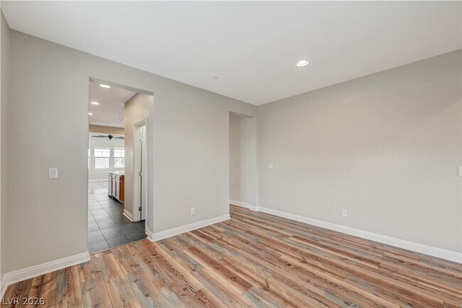 Building Photo - 276 Homeward Way