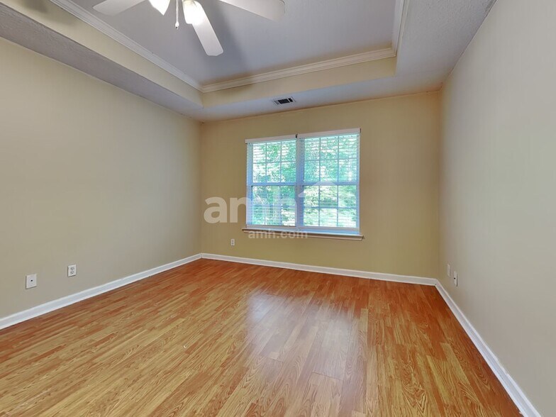 Building Photo - 509 Dresler Rd