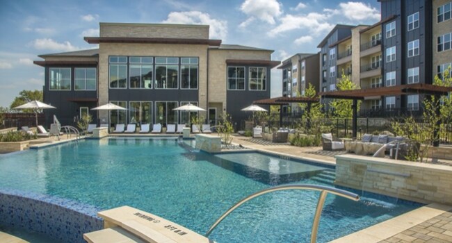 Building Photo - 2208 N FM 620