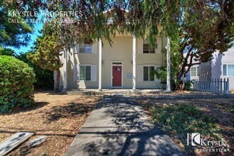 Building Photo - Upper level two bedroom apartment in Vallejo