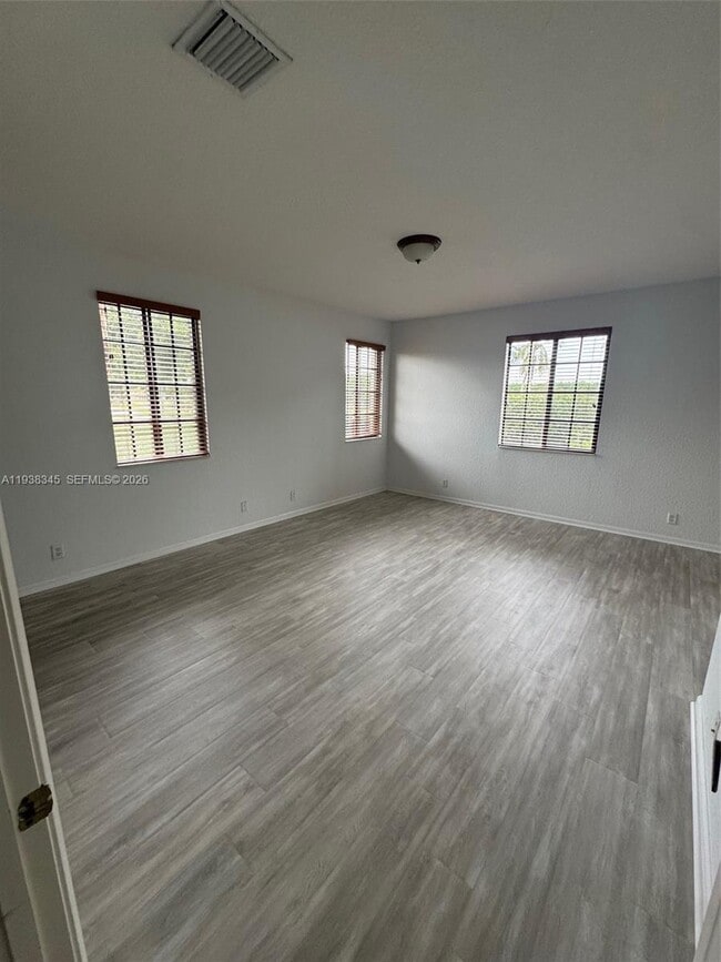 Building Photo - 2643 Center Ct Dr