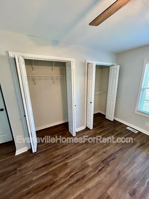 Building Photo - 2306 Jewel Ct