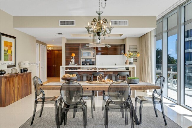 Building Photo - 3737 Collins Ave