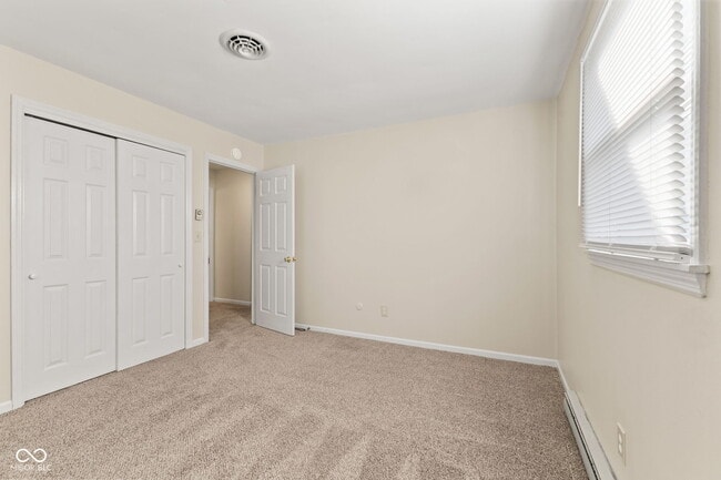 Building Photo - 296 Heritage Dr