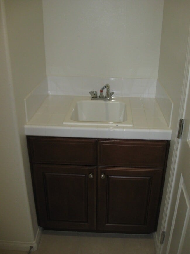 Building Photo - 1339 Darien Ct