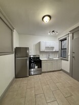 Building Photo - 60 N Grove St