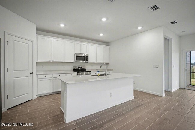 Building Photo - 2692 Field Daisy Ln