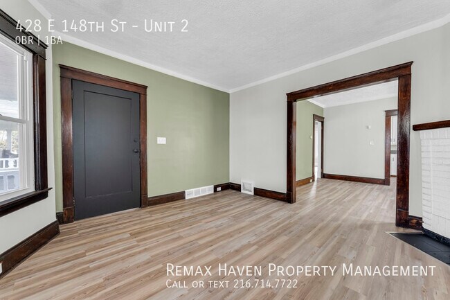 Building Photo - 428 E 148th St