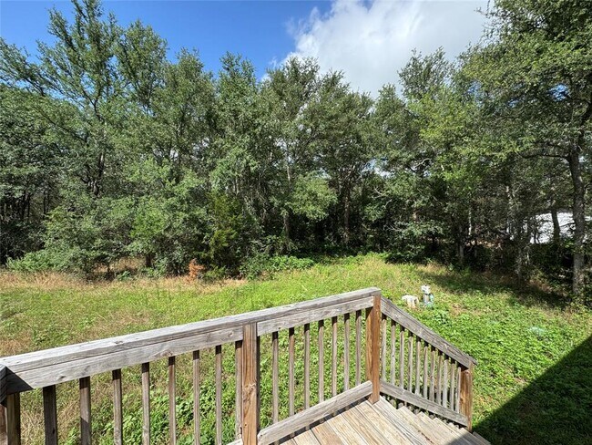 Building Photo - 685 Eileens Way