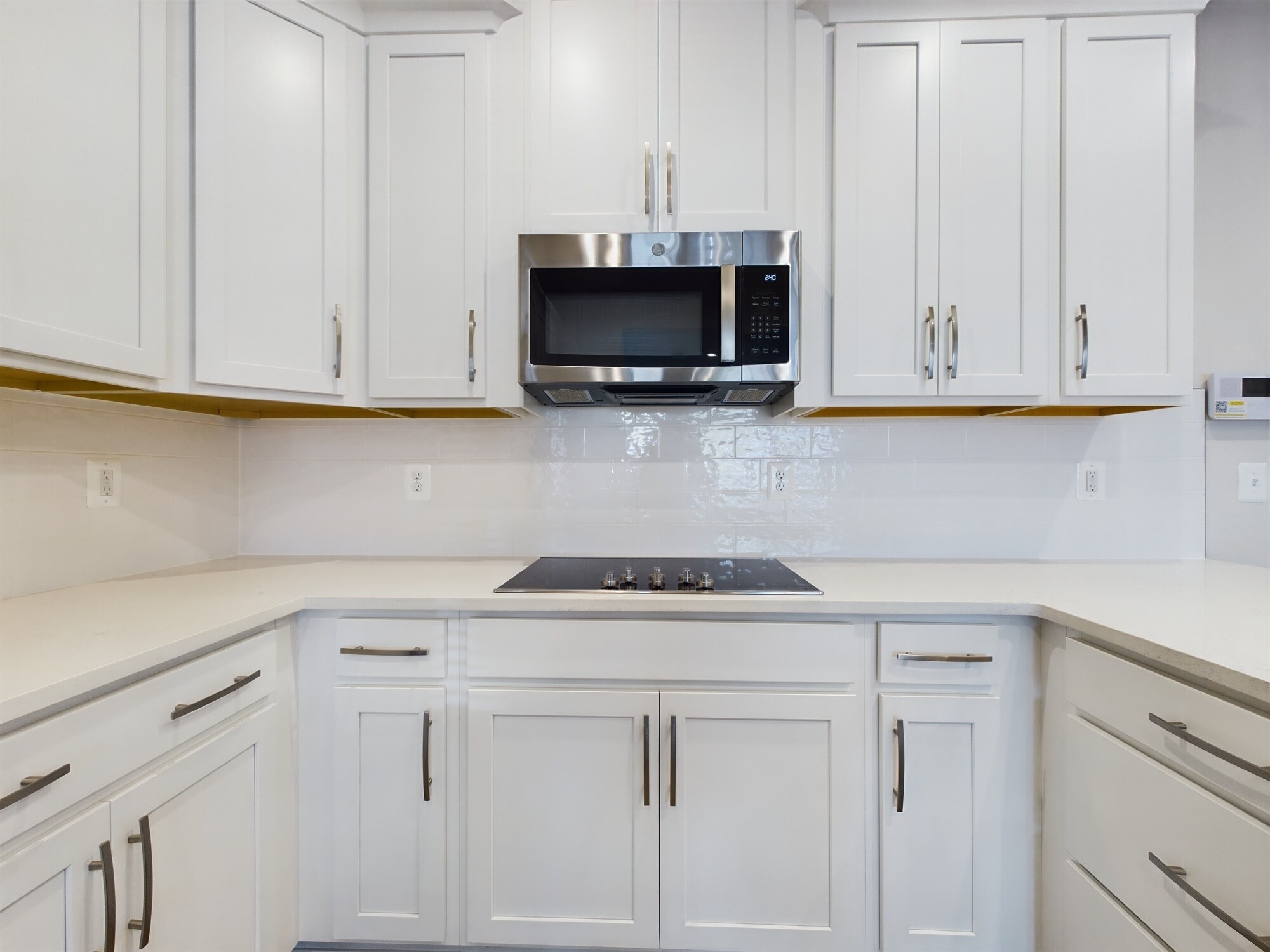 Building Photo - 43801 Middleway Ter
