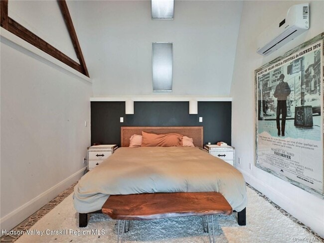 Building Photo - 36 Summers Ln