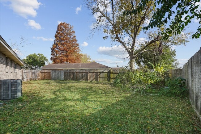 Building Photo - 2846 Mayflower Landing Ct