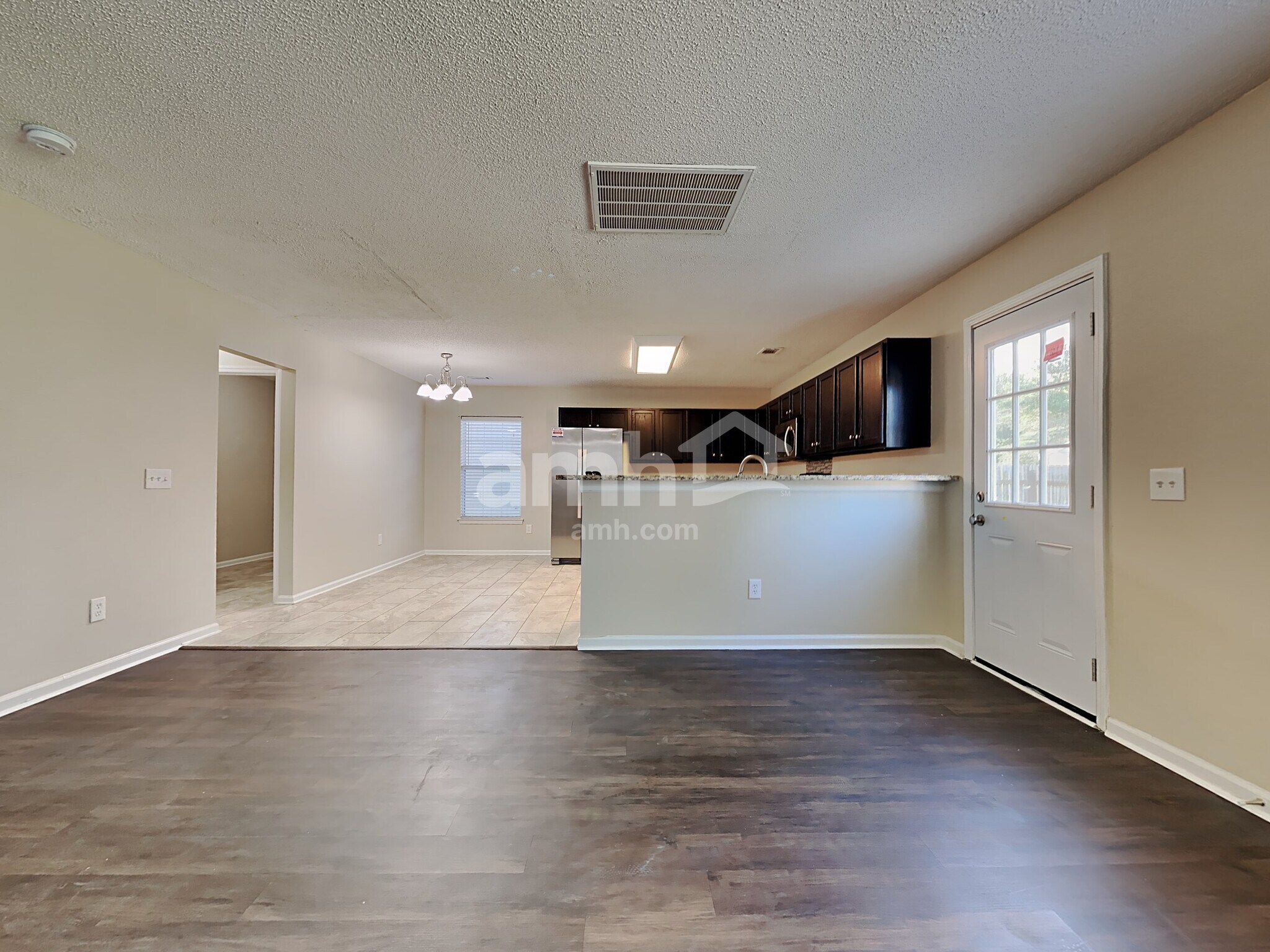 Building Photo - 2030 Clipstone Dr