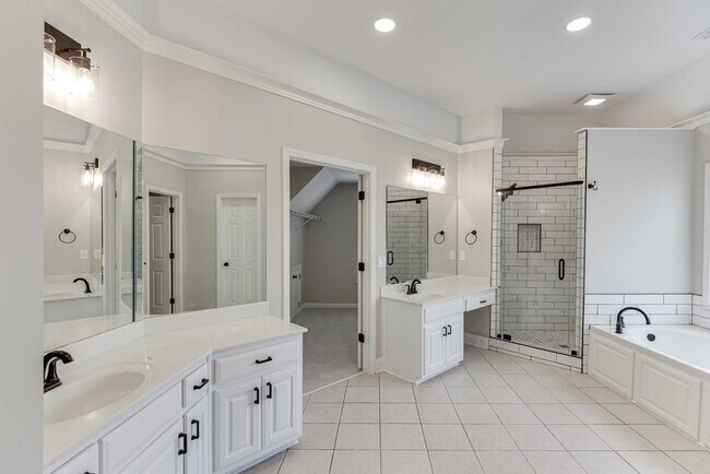 Building Photo - 295 Crown Vetch Ln