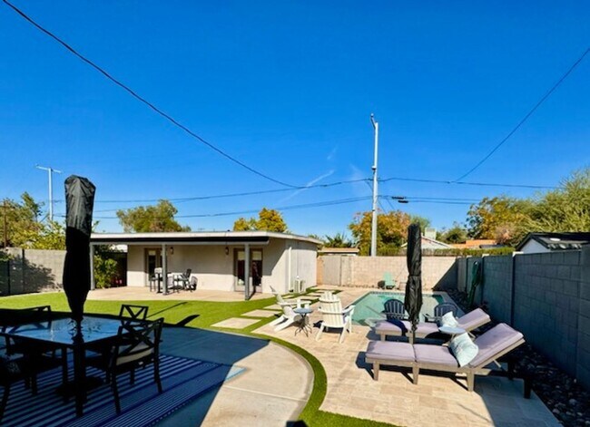 Building Photo - Fully Furnished Rental with a Casita – Move-In Ready!
