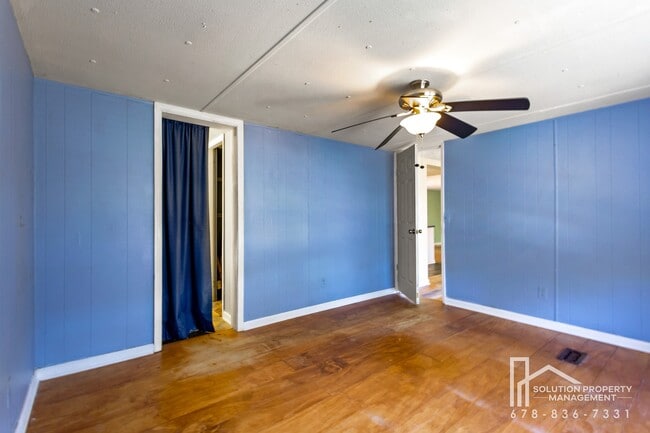 Building Photo - 148 Pine Tree Path