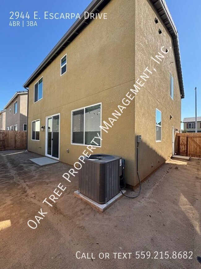 Building Photo - 2944 E Escarpa Dr