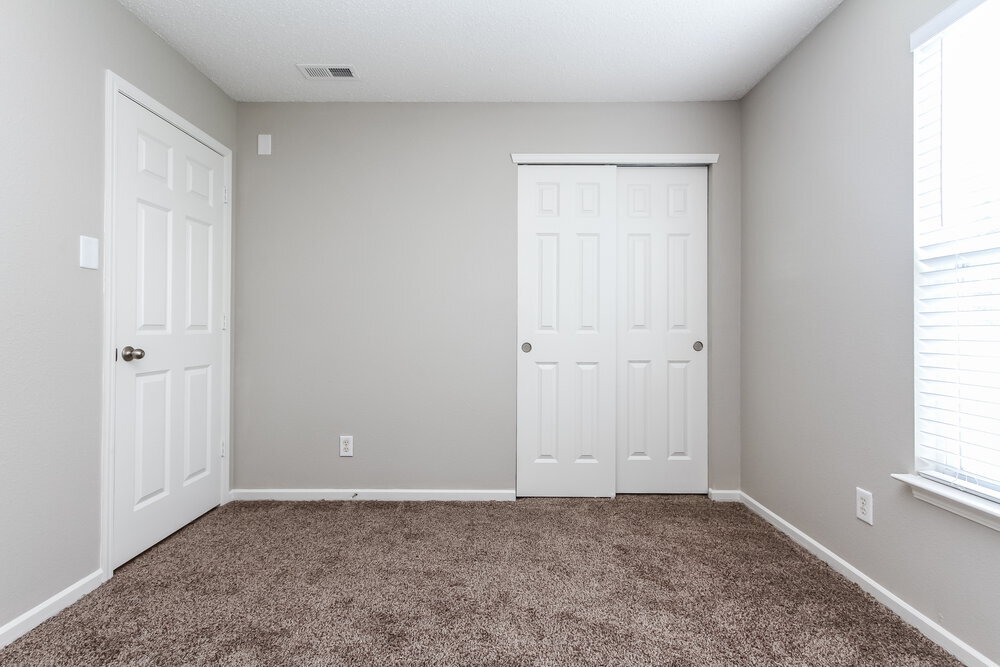 Building Photo - 6906 W Dover Pl