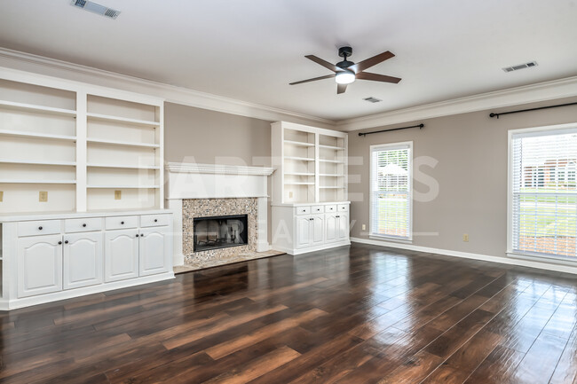 Building Photo - 8536 Plantation Ridge Rd