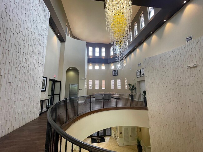Building Photo - 9980 Edgewater Ct
