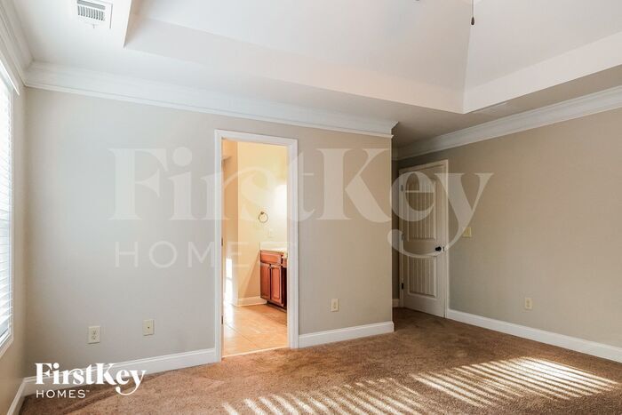 Building Photo - 298 Ascott Ln