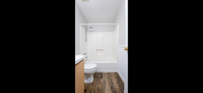 Building Photo - 488 Fairchase Ct
