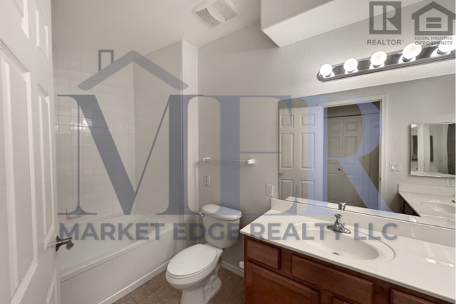 Building Photo - 2Bed/1Bath Apt at Thompson Peak/Frank Lloyd Wright! Ready for Immediate Move-In!