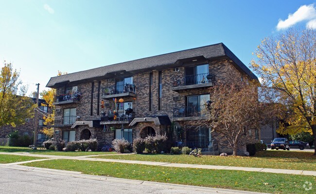 Building Photo - 8101 W 84th St