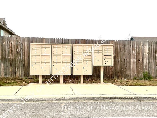 Building Photo - 10751 Margarita Loop