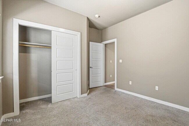 Building Photo - 14724 Tierra Fortaleza Ave