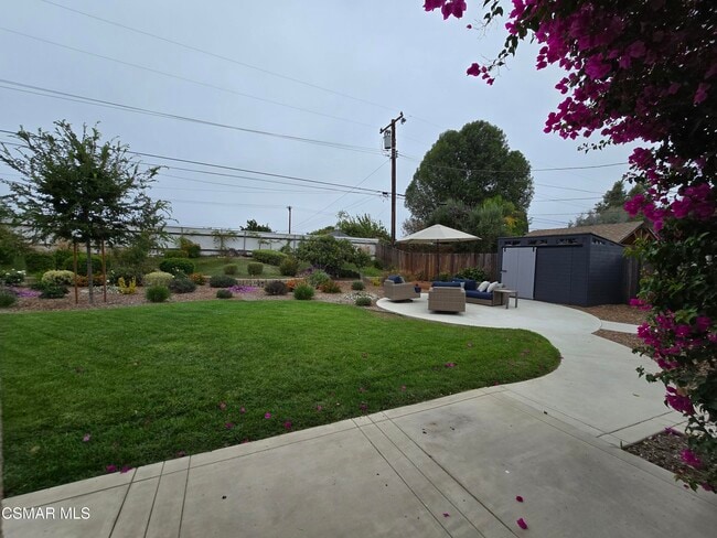 Building Photo - 1129 Burtonwood Ave