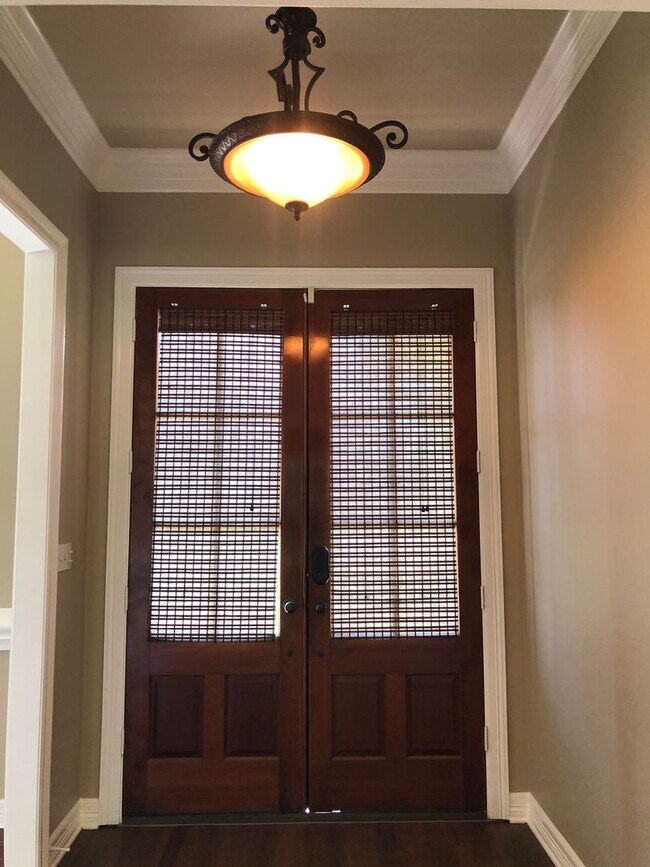 Building Photo - 472 Grand Oaks Dr