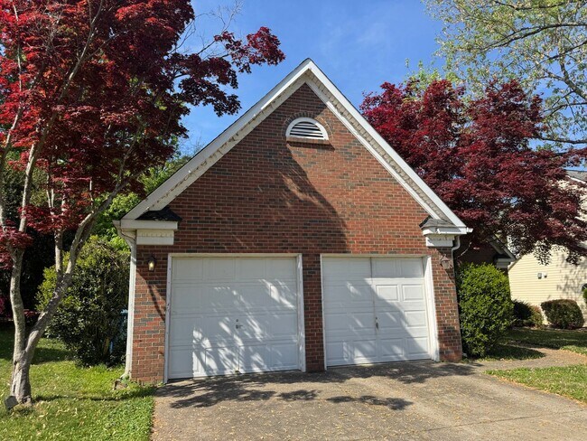 Building Photo - Three Bedroom Ranch in Cornelius
