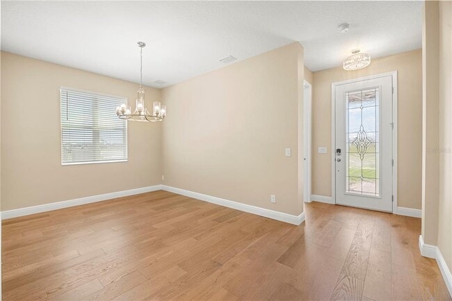 Building Photo - 2049 Heart Lk Dr