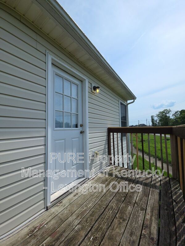 Building Photo - 291 Grinder Ct