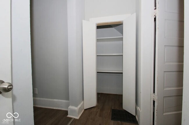 Building Photo - 56 Central Ave