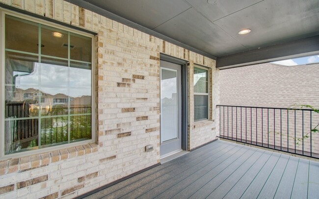 Building Photo - 11006 Bexley Vlg Ct