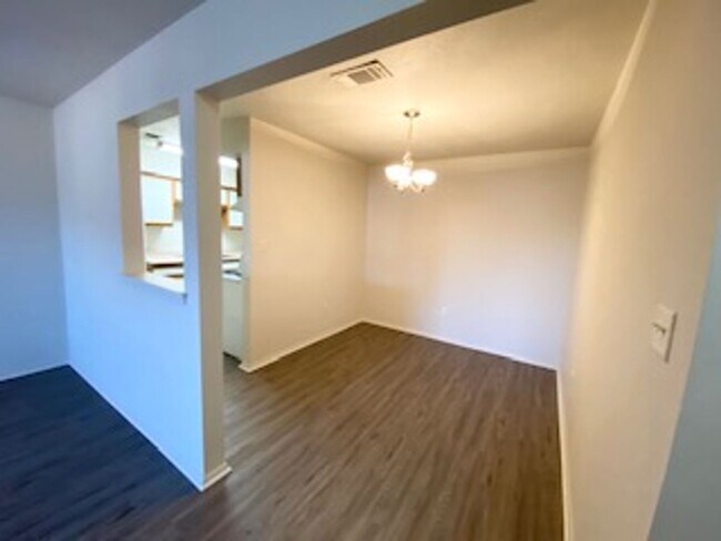 Building Photo - 1 Bed, 1 Bath, downstairs at The Haven