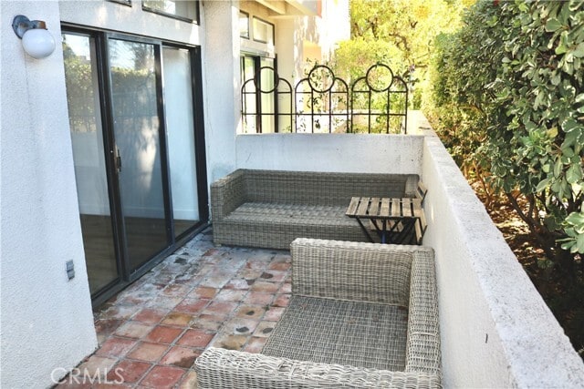 Building Photo - 747 E California Blvd